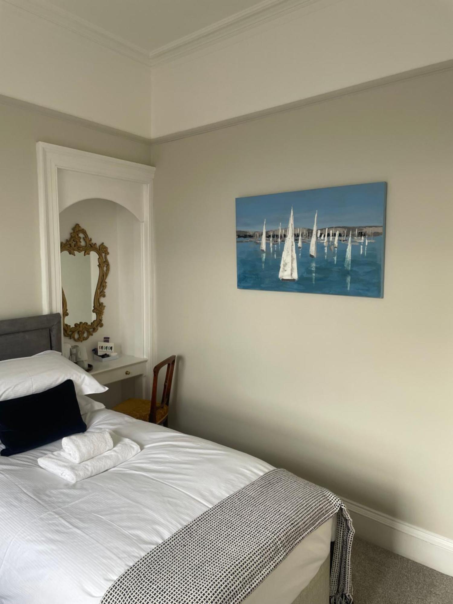 The Garret Hotel Kirkcudbright Dış mekan fotoğraf